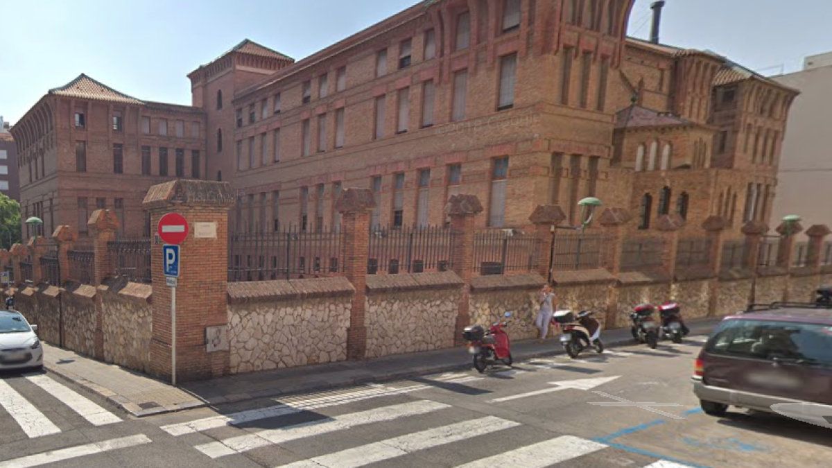 Tarragona, semáforo, calle August, assalt, ixart, Colegio de las Teresianas Carmelitas