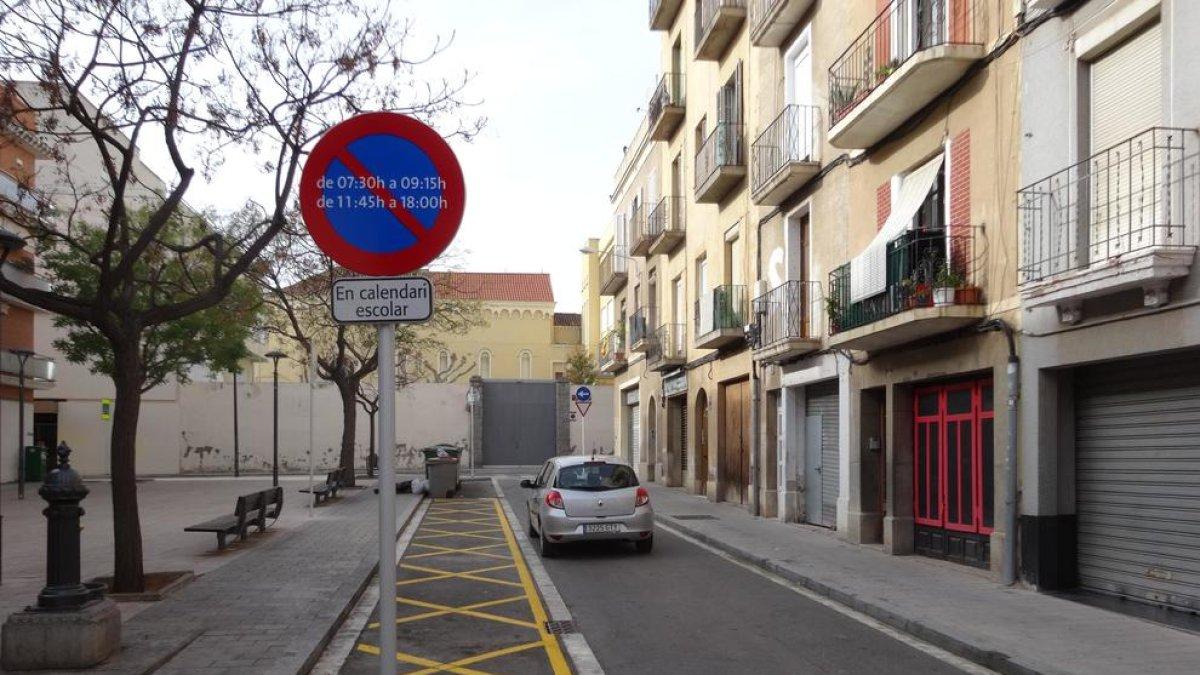 Reus estrena una nueva zona de aparcamiento para los padres de los alumnos del Colegio La Presentació