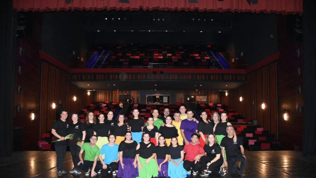 El Esbart Santa Tecla celebra su 50.º aniversario con el estreno de 'Testimoni' en el Teatre Tarragona