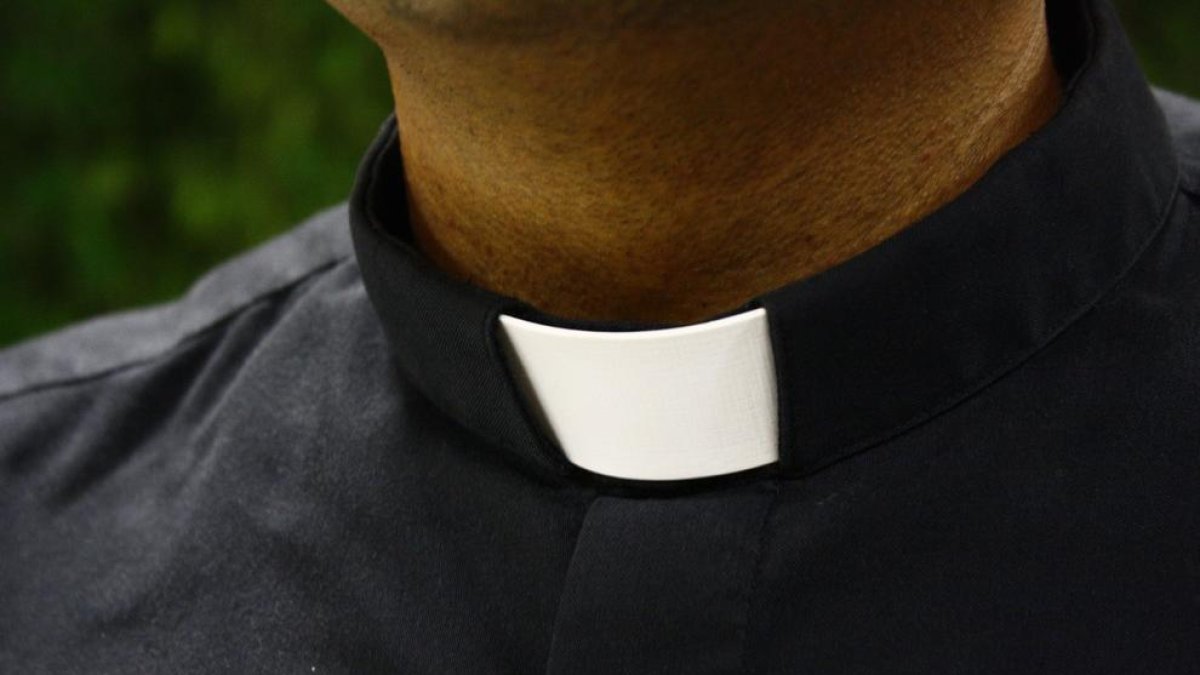 Cáceres: Consideran apto para sacerdocio a un cura condenado por pornografía infantil