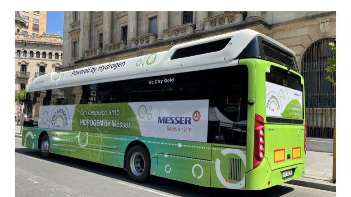 El EMT aprueba la compra de tres nuevos autobuses municipales eléctricos impulsados por hidrógeno