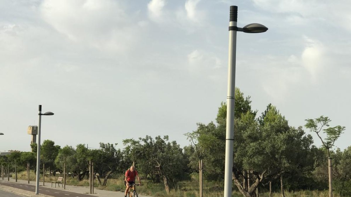 Nou tram de carril bici a l'Hospitalet de l'Infant