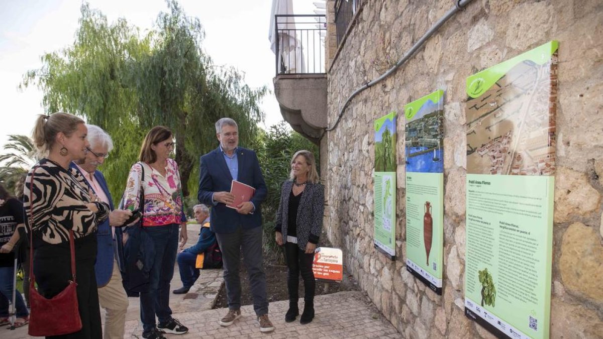 Els textos de Lloança configuren el nou jardí poètic als parcs de les Granotes i Amfiteatre