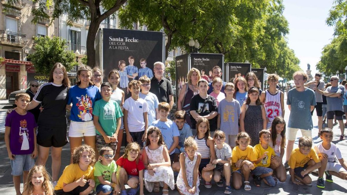 'Santa Tecla: del cor a la festa' escalfa motors a la Rambla Nova