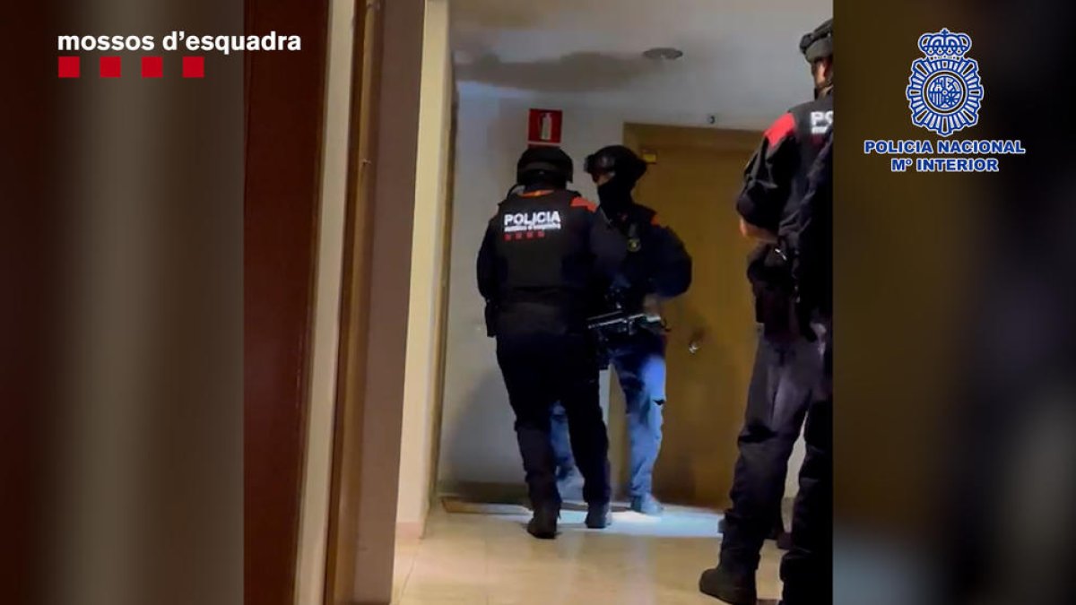 Desmantellen un grup que cometia robatoris en empreses i domicilis arreu de Catalunya