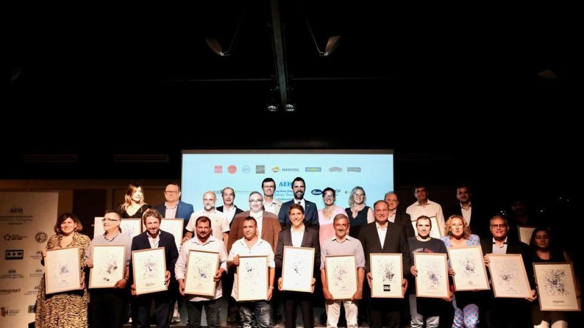 Més de 300 persones celebren els 45 anys de l'AEHT amb un sopar a la Boella