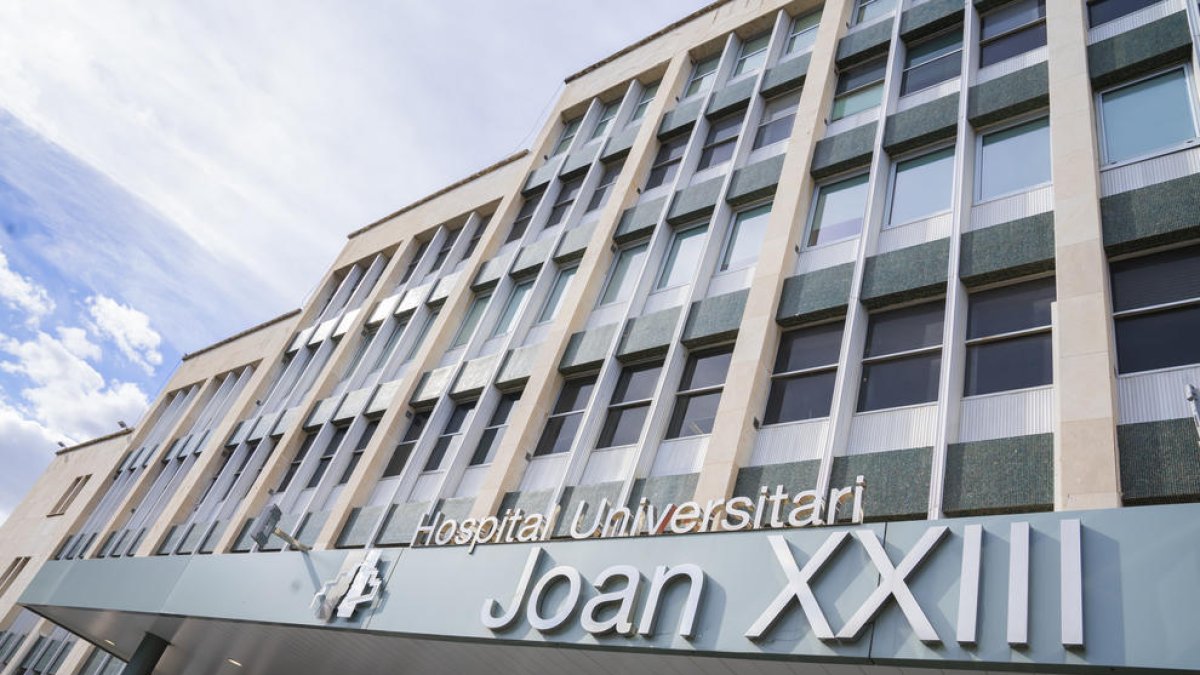 Santa Tecla y Juan XXIII adaptan parte de una planta por|para casos de coronavirus