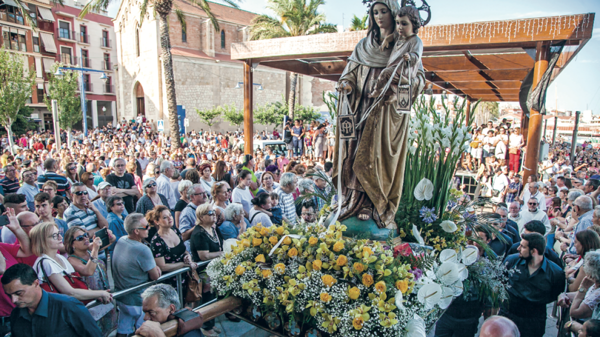El Serrallo recupera la tradicional Procesión de la Virgen del Carme