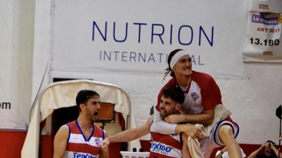 Raül Timoner, el comandant el vaixell del CB Valls de Víctor Neila