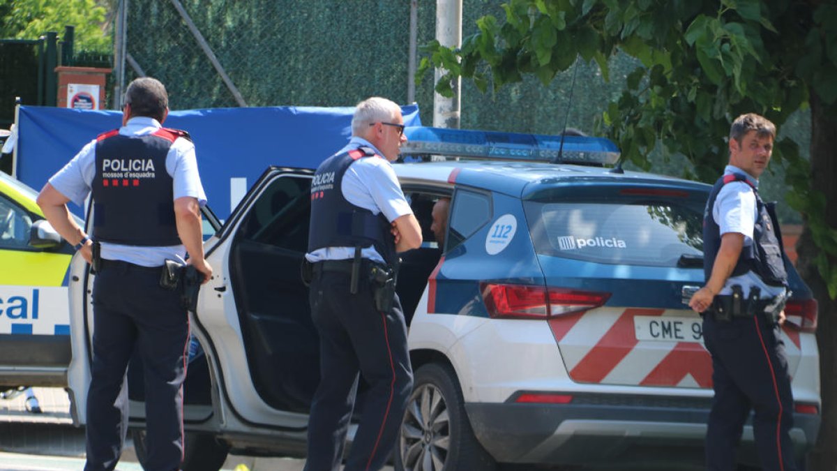 Maçanet de la Selva: Detenen un jove per matar la seva mare d'una ganivetada al coll