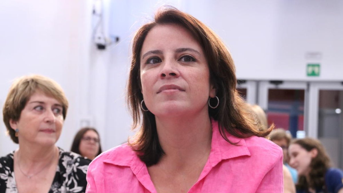 Dimite Adriana Lastra como vicesecretaria general del PSOE