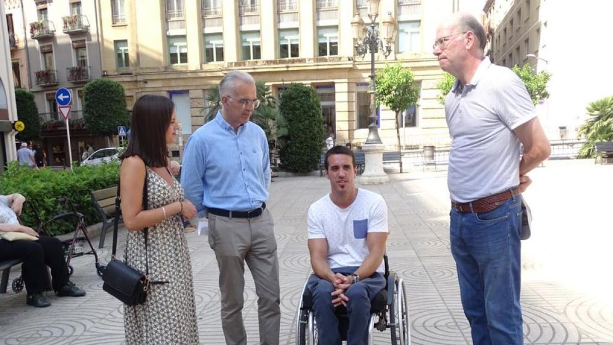 El PSC Reus presentarà una moció per millorar l'accessibilitat a alguns comerços