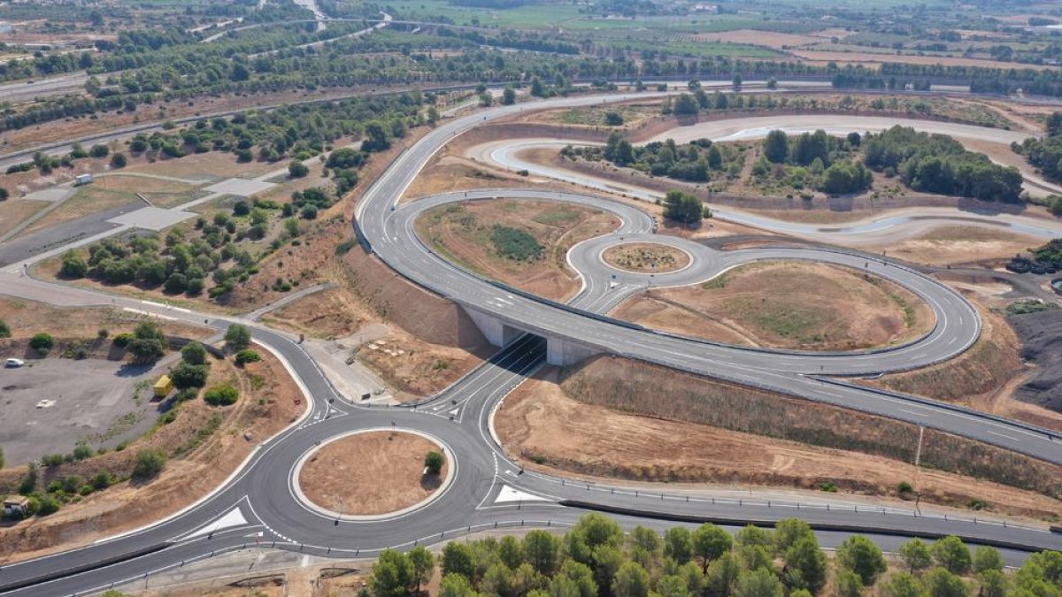 Idiada estrena nuevas pistas que simulan entornos urbanos para probar vehículos autónomos