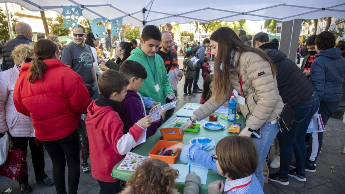 Tarragona celebra la 1a Trobada d'Associacions de Famílies d'Alumnat