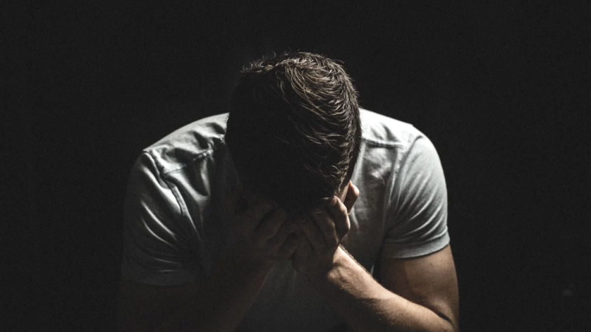 El mètode per a no fer cas als pensaments negatius