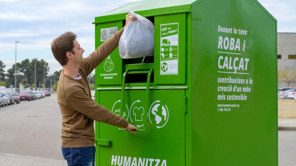 Humana recull 306 tones de roba usada a Tarragona en el primer semestre