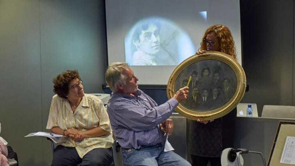 Què et diu, la foto que tens a la paret de casa?