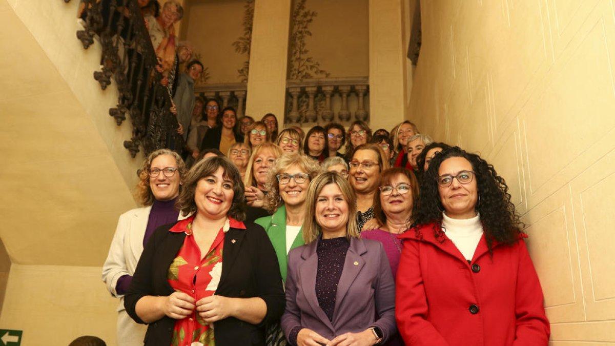 La Diputación homenajea en Reus a las alcaldesas del Camp de Tarragona y las Terres de l'Ebre