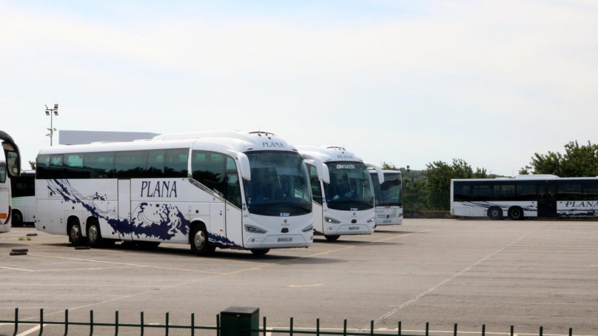 Una nena de Sitges es queda set hores tancada dins l'autobús escolar