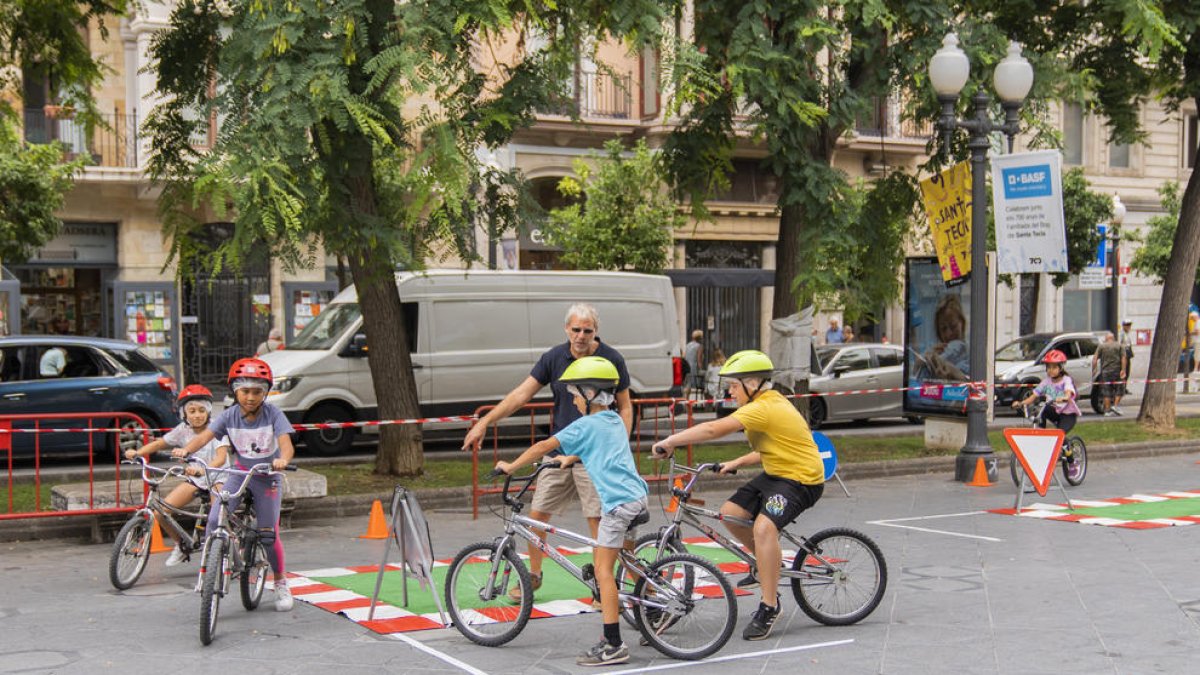 Un parque de tráfico en la Rambla Nova