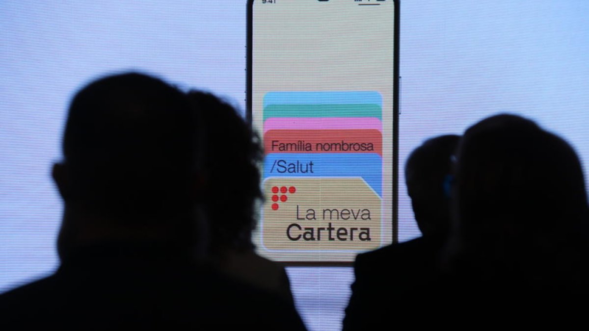 La tarjeta sanitaria se podrá llevar en el móvil a partir del 27 de septiembre