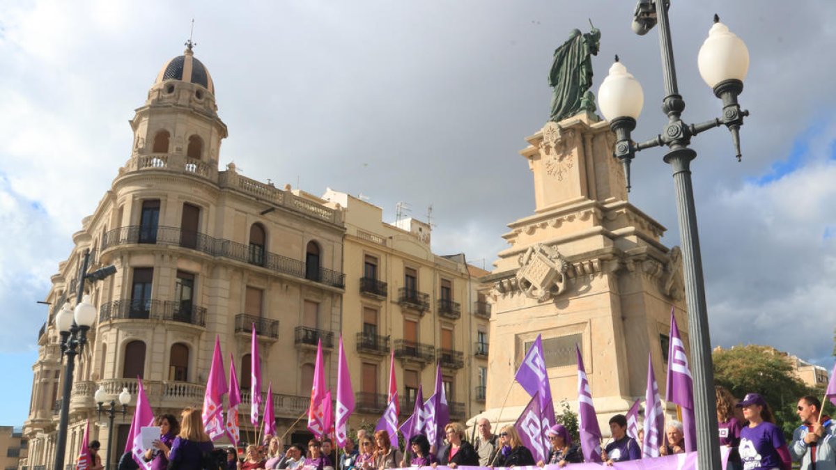UGT i CCOO de Tarragona reclamen que totes les empreses implementin els protocols contra l'assetjament laboral