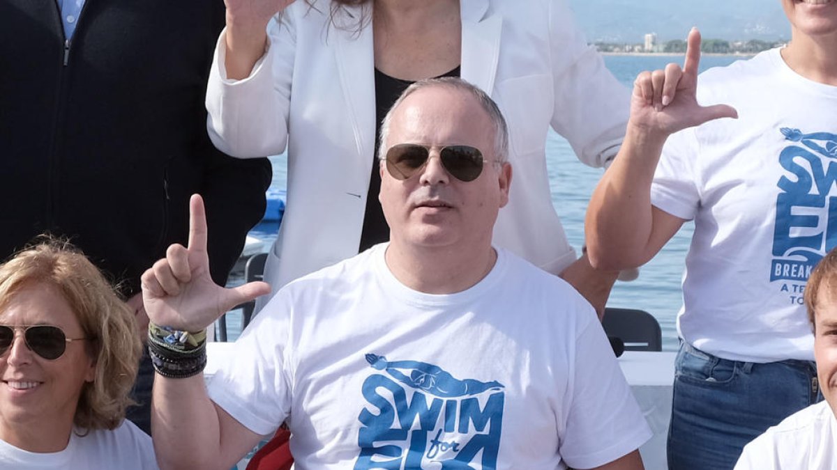 Cambrils concedeix la Medalla d'Honor de la Vila a Siscu Morell per la seva lluita contra l'ELA