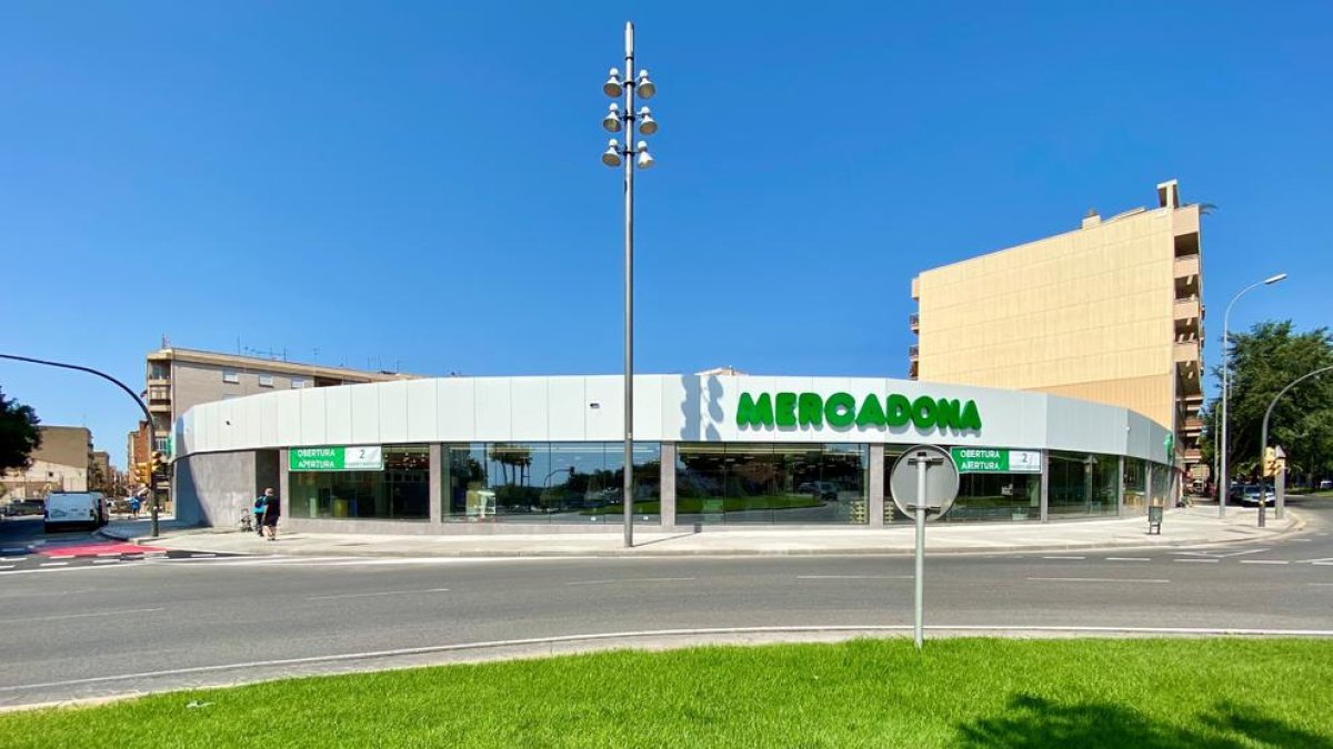 Mercadona abre un nuevo modelo de tienda eficiente en Reus
