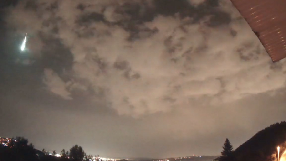 Busquen les restes de la bola de foc que ha caigut aquesta matinada a Catalunya