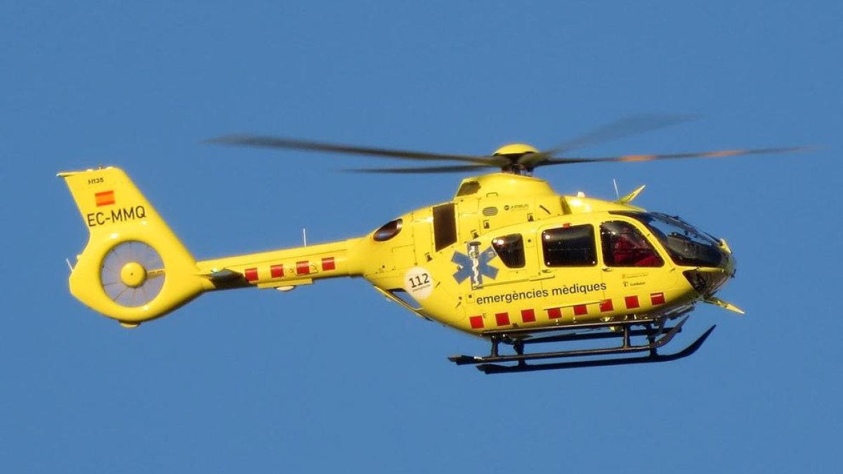 Evacuat en helicòpter un ciclista ferit a l'N-340 a Mont-roig