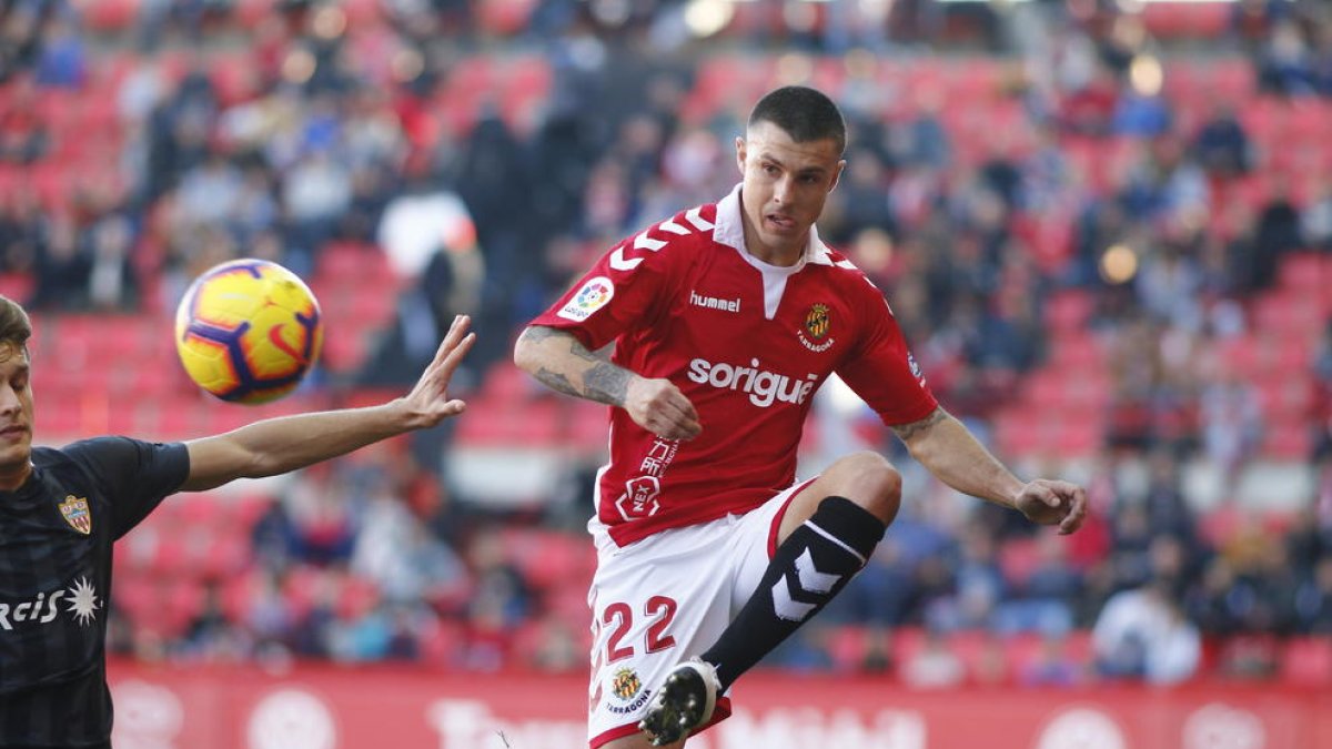Abrahám Minero, durant el Nàstic-Almería