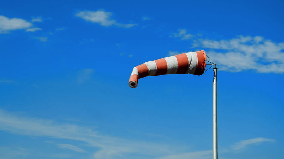 Las rachas de viento llegan a los 88,9 km/h en los Ports de Tortosa y a los 77,8 km/h en Ulldemolins