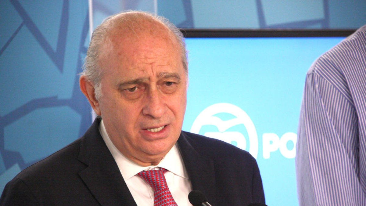 Fernández Díaz es considera avalat pel resultat del 26-J: «Em sento molt acompanyat pels ciutadans»