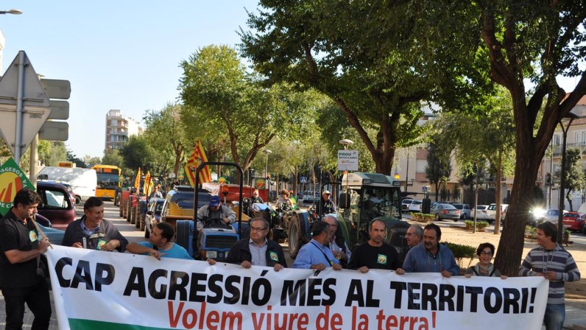 Tractorada en Reus para reclamar una mejor financiación