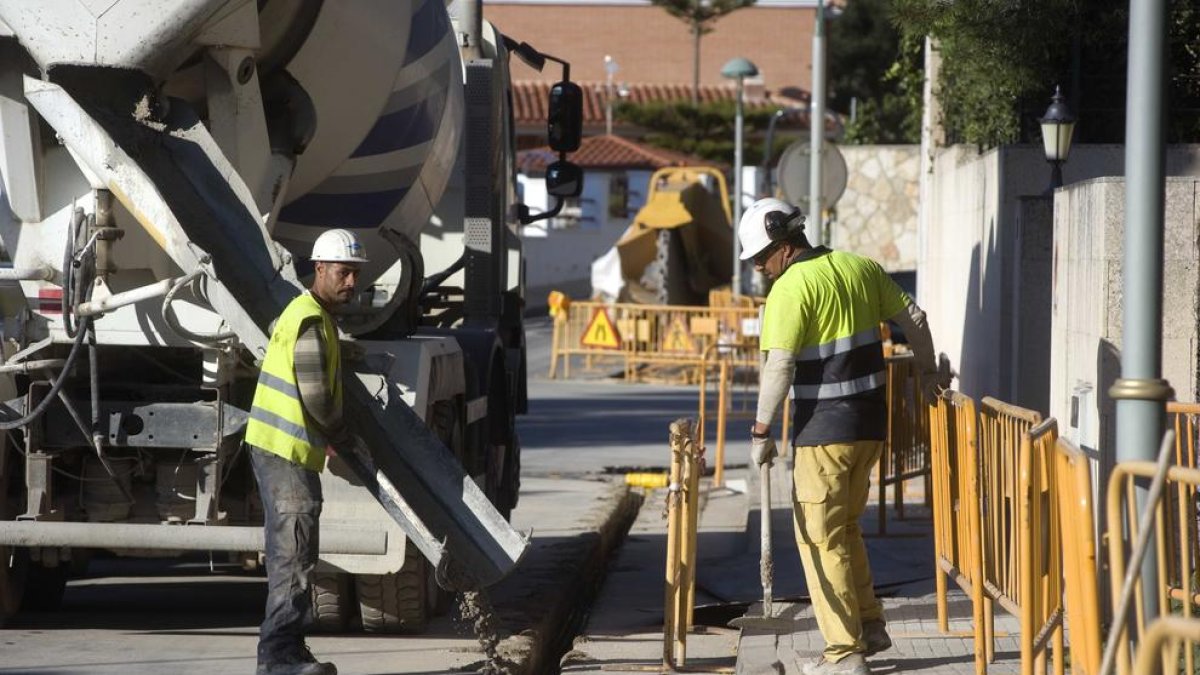 La Móra encara no té gas ciutat per endarreriments en les obres
