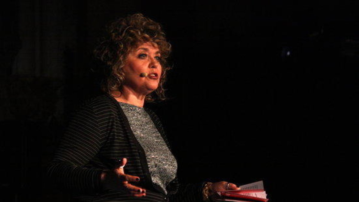 Obren diligències contra la veïna de Torredembarra Dolors Miquel, pel poema 'Mare Nostra'