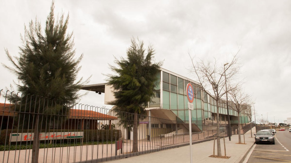L'avinguda de Falset tindrà un carril bici que acabarà connectant amb l'Estadi