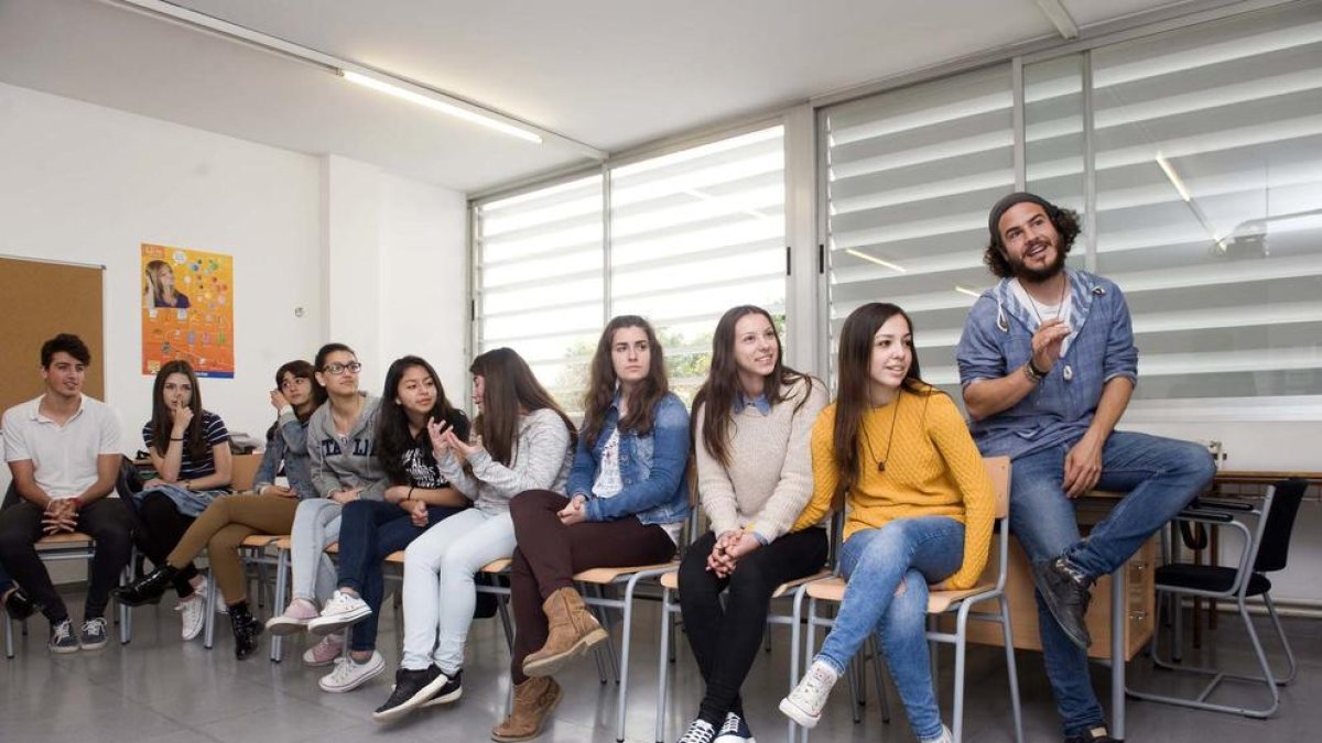 Los jóvenes hablan claro sobre la autoestima, la tolerancia, las relaciones y el sexo