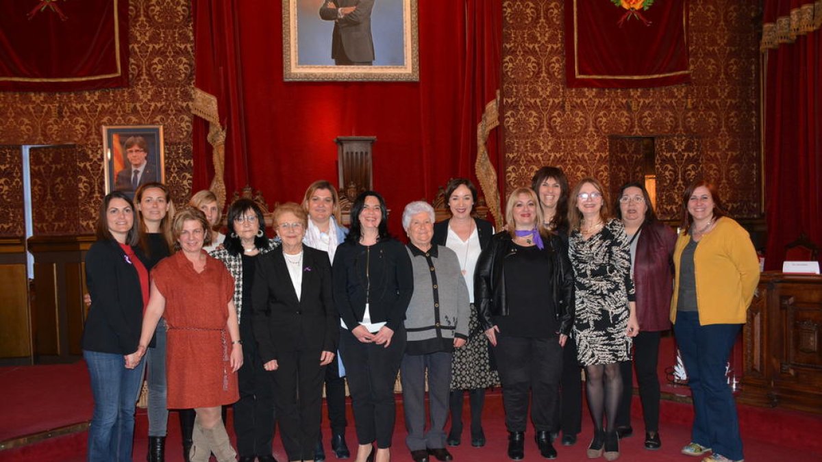 Se entregan los Punts de Llibre Tarragonines en motivo del Día Internacional de las Mujeres
