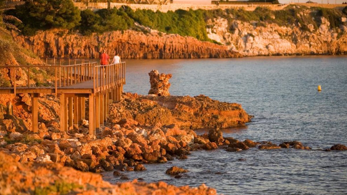 El Ayuntamiento invertirá 5 MEUR para ecuperar el litoral del Cabo Salou