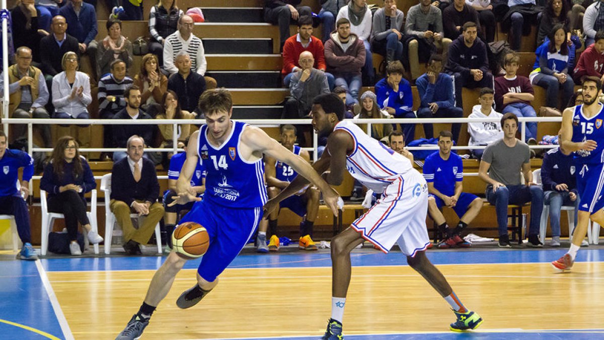 El cebetista Ferran Torres entra en el quintet inicial de la jornada