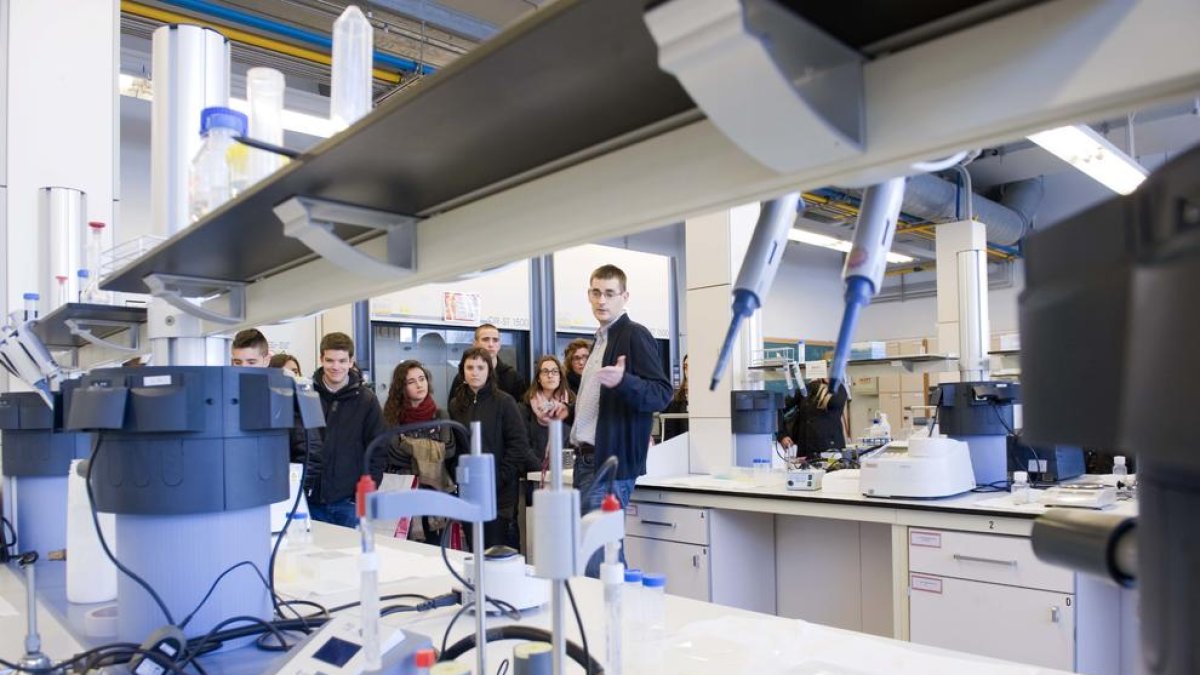 Primera jornada de portes obertes de la URV per a pares i estudiants de secundària