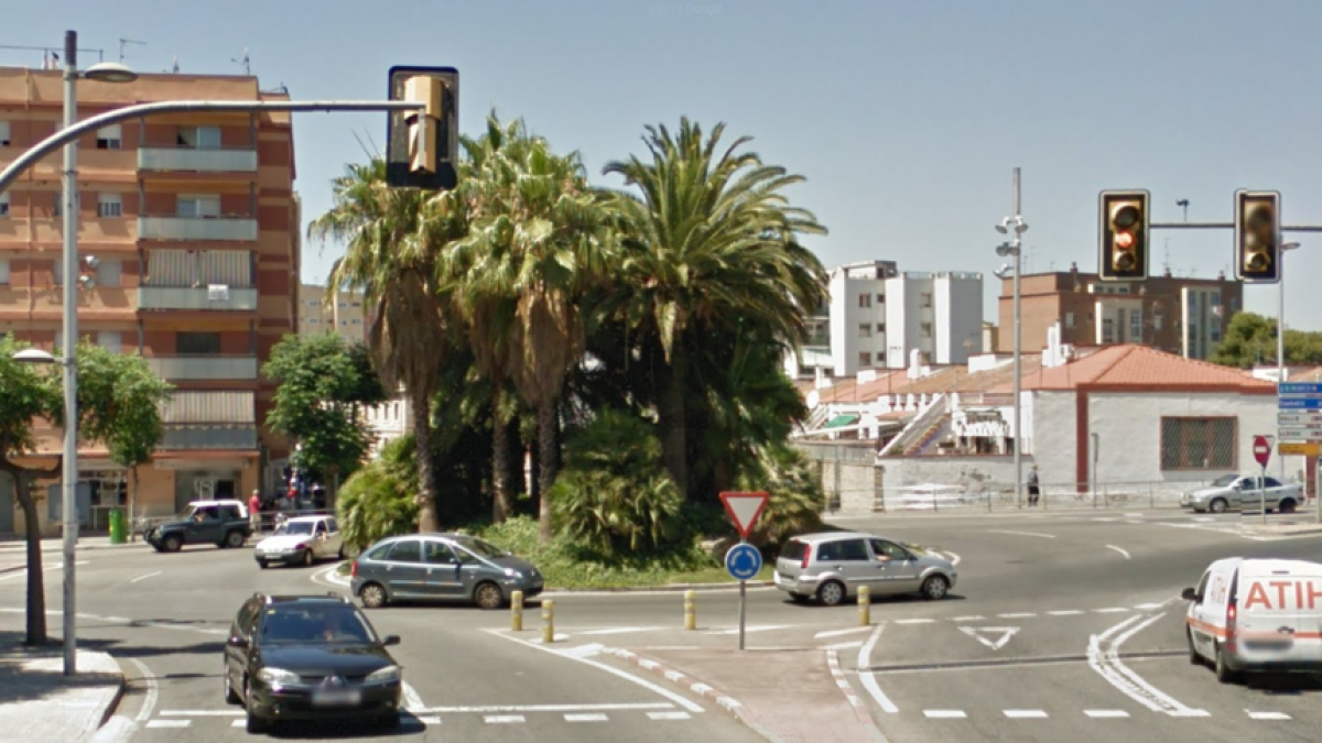 Detienen a un grafitero en la Avenida Roma por enfrentarse a la Guardia Urbana