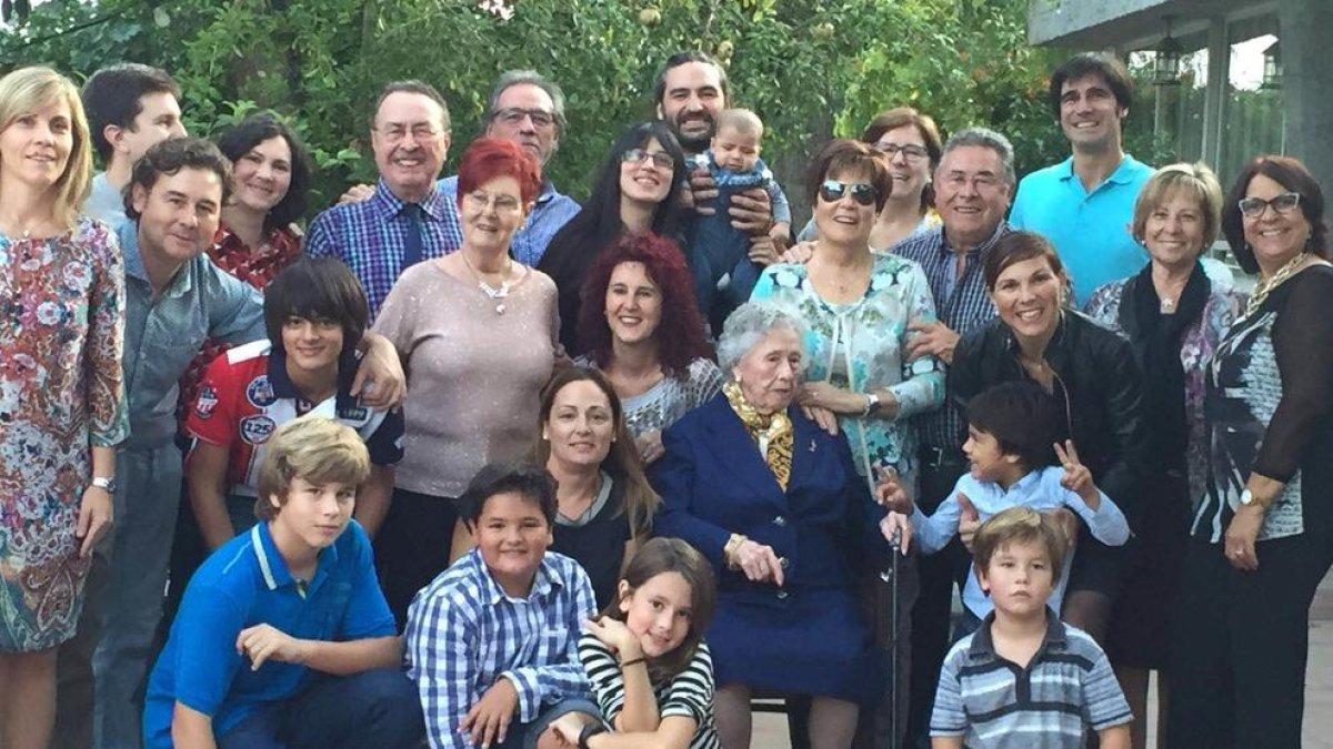 El Morell celebra el 102è aniversario de su vecina Montserrat Montserrat Espanyol