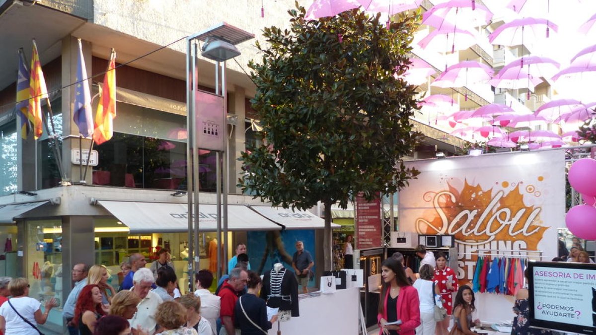 Food Trucks, moda y música en una nueva edición del Salou Shopping Festival