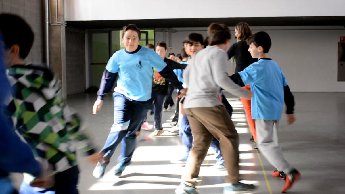 L'Escola La Vitxeta impulsa un projecte per recuperar el Ball de Marcos Vicente