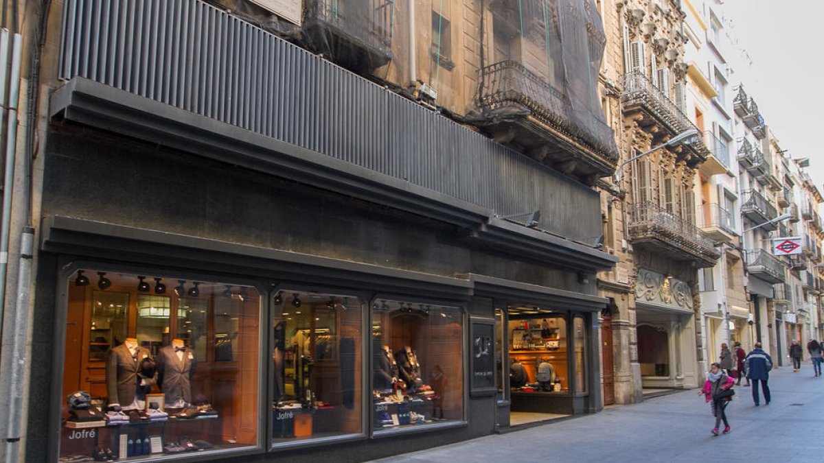 Urbanisme revisa la catalogació de la casa Tapiró perquè sigui rehabilitada