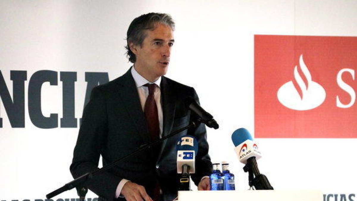 De la Serna reitera el rechazo a la segunda plataforma ferroviaria entre Castellón y Vandellòs por una previsión de bajo uso