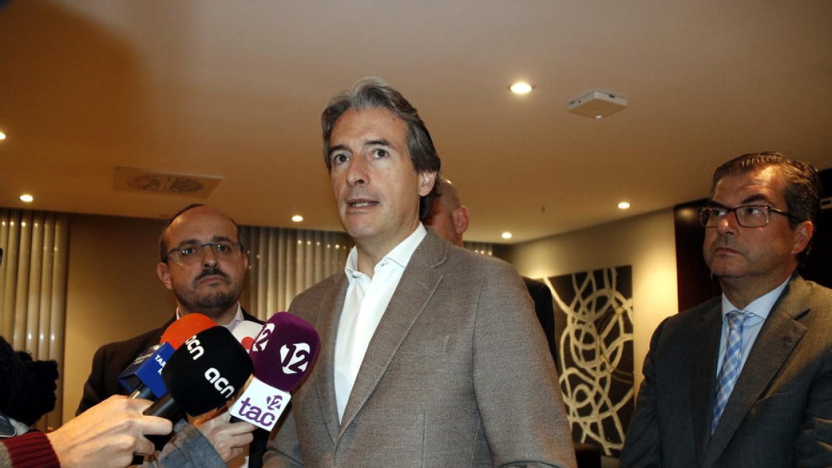 Foment evita posar data al desviament obligatori de camions de l'N-340 a l'AP-7