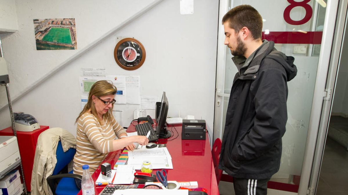 Més de 150 aficionats roig-i-negres ja s'han sumat al #JuntsLaLiarem